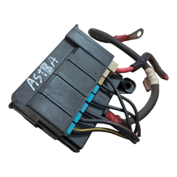 Caixa De Fusíveis Astra 1997 1998 1999 2000 2001 2002 A 2005