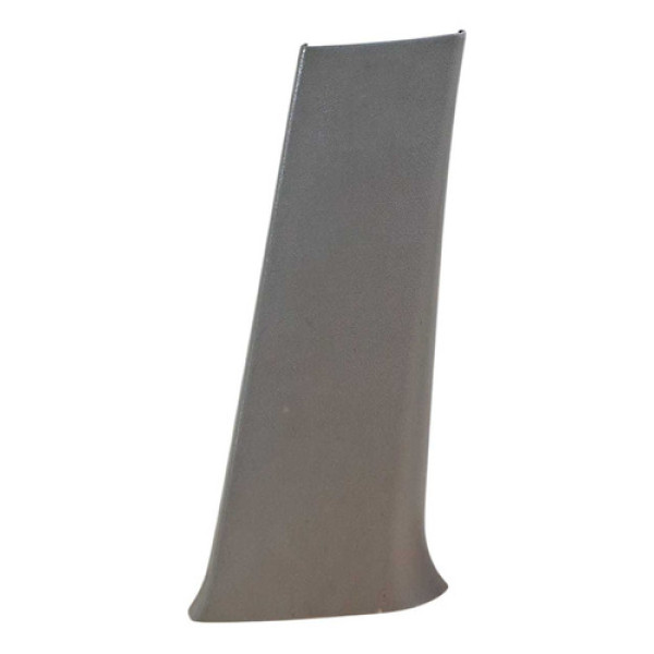 Acabamento Direito Coluna Central Golf 1999 2000 2003 2006