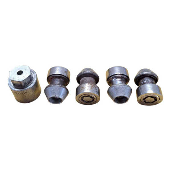 Chave Parafuso Segredo Roda Freelander 2 2007 2010 2013 2015