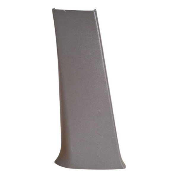 Acabamento Coluna Central Esquerda Golf 1999 2000 2003 2006