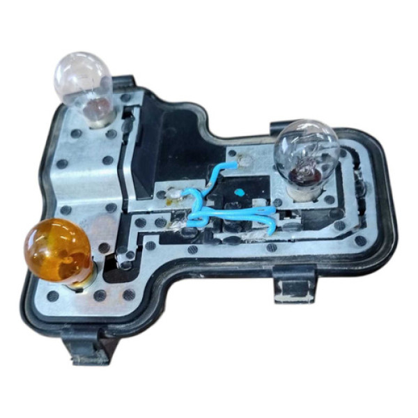 Circuito Lanterna Soquete Traseira Esquerda Uno 2004 A 2014
