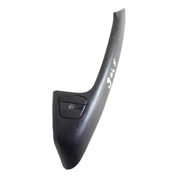 Puxador Com Botão Traseiro Direito Golf 1994 1996 A 1998