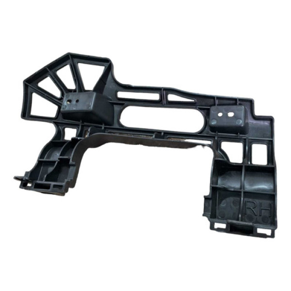 Suporte Guia Parachoque Tras Direito Hb20 Hatch 2013 A 2019