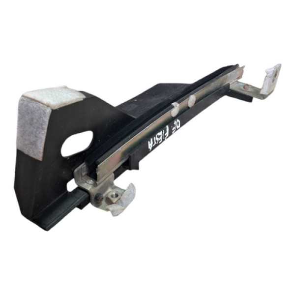 Guia Canaleta Dianteira Esquerda Fiesta 2004 2005 A 2012 Preto