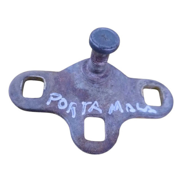 Batente Tampa Traseira P. Mala Fiesta 2000 2003 2004 2006